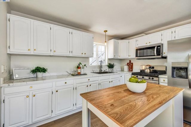 3208 Florida Ave, Richmond, CA 94804
