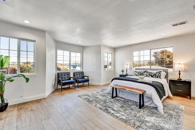 3208 Florida Ave, Richmond, CA 94804