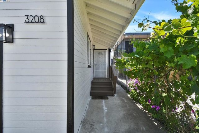 3208 Florida Ave, Richmond, CA 94804
