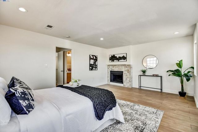 3208 Florida Ave, Richmond, CA 94804