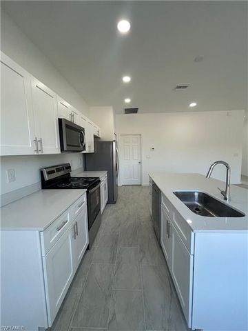 3419 36th ST SW, Lehigh Acres, FL 33976