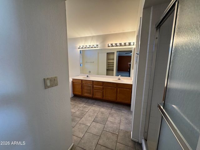 24 W MELODY Avenue, Gilbert, AZ 85233