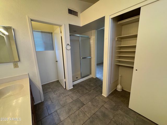 24 W MELODY Avenue, Gilbert, AZ 85233