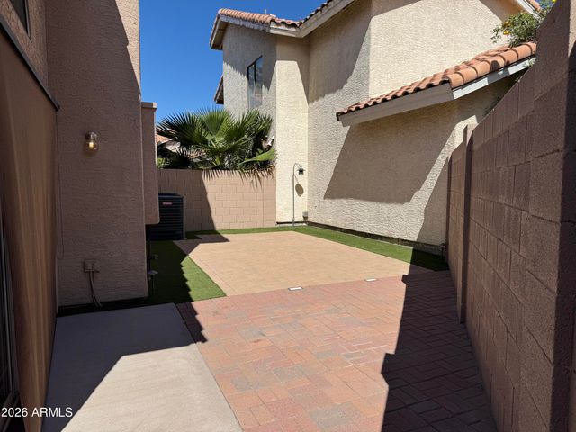 24 W MELODY Avenue, Gilbert, AZ 85233