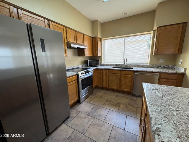 24 W MELODY Avenue, Gilbert, AZ 85233