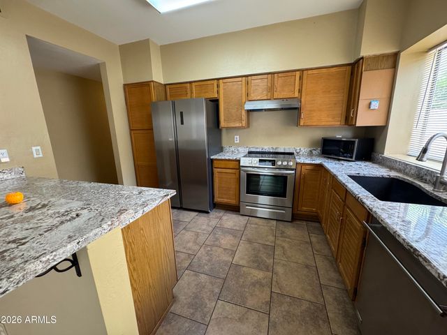 24 W MELODY Avenue, Gilbert, AZ 85233