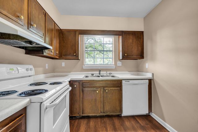 3223 Castle Avenue, Chattanooga, TN 37412