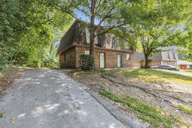 3223 Castle Avenue, Chattanooga, TN 37412