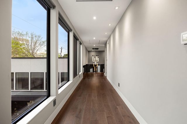 2302 Suffolk Drive, Houston, TX 77027