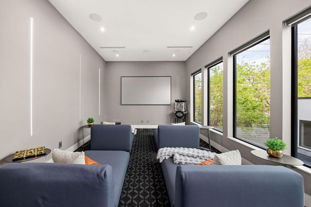 2302 Suffolk Drive, Houston, TX 77027