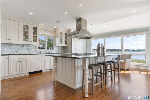 64 Shorefront Park, Norwalk, CT 06854
