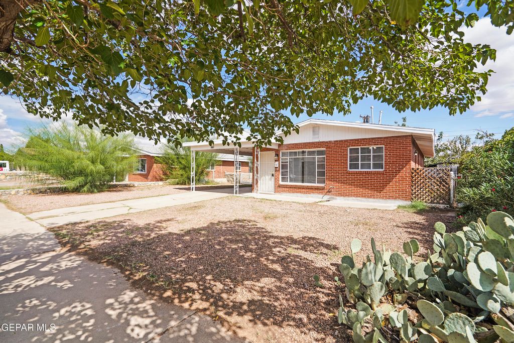 9148 MOUNT ETNA Drive, El Paso, TX 79924