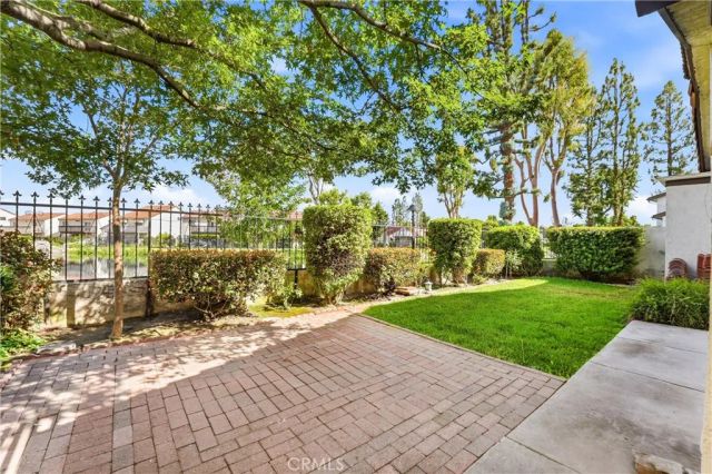 1955 W Bayshore, Anaheim, CA 92801