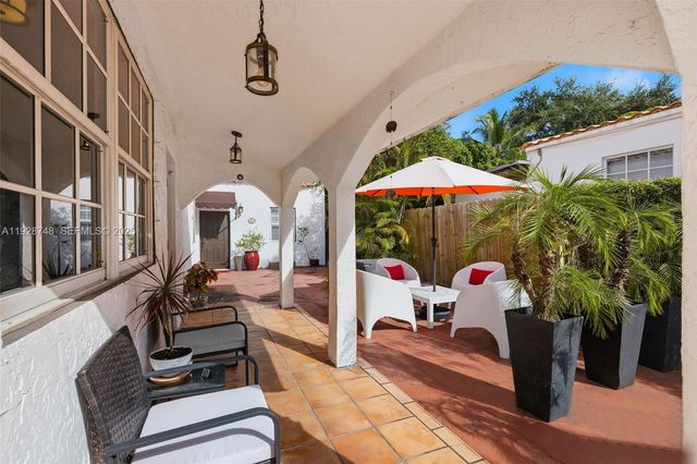 521 NE 70th St 2, Miami, FL 33138