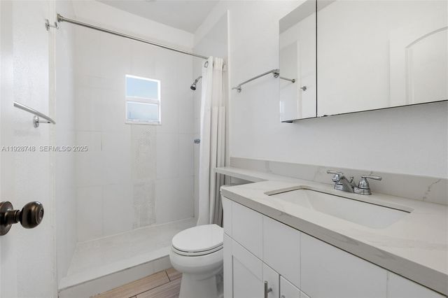 521 NE 70th St 2, Miami, FL 33138