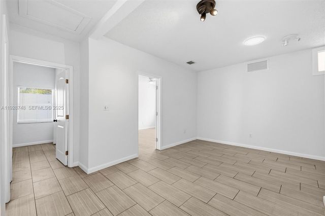 521 NE 70th St 2, Miami, FL 33138