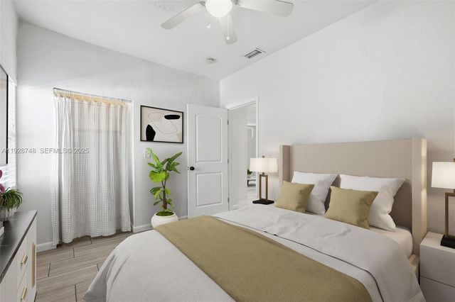 521 NE 70th St 2, Miami, FL 33138