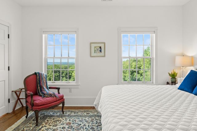 32 Grassy Hill Road, Roxbury, CT 06783