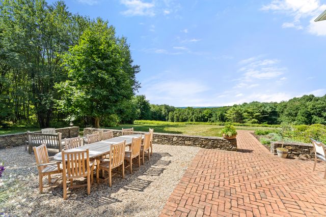 32 Grassy Hill Road, Roxbury, CT 06783