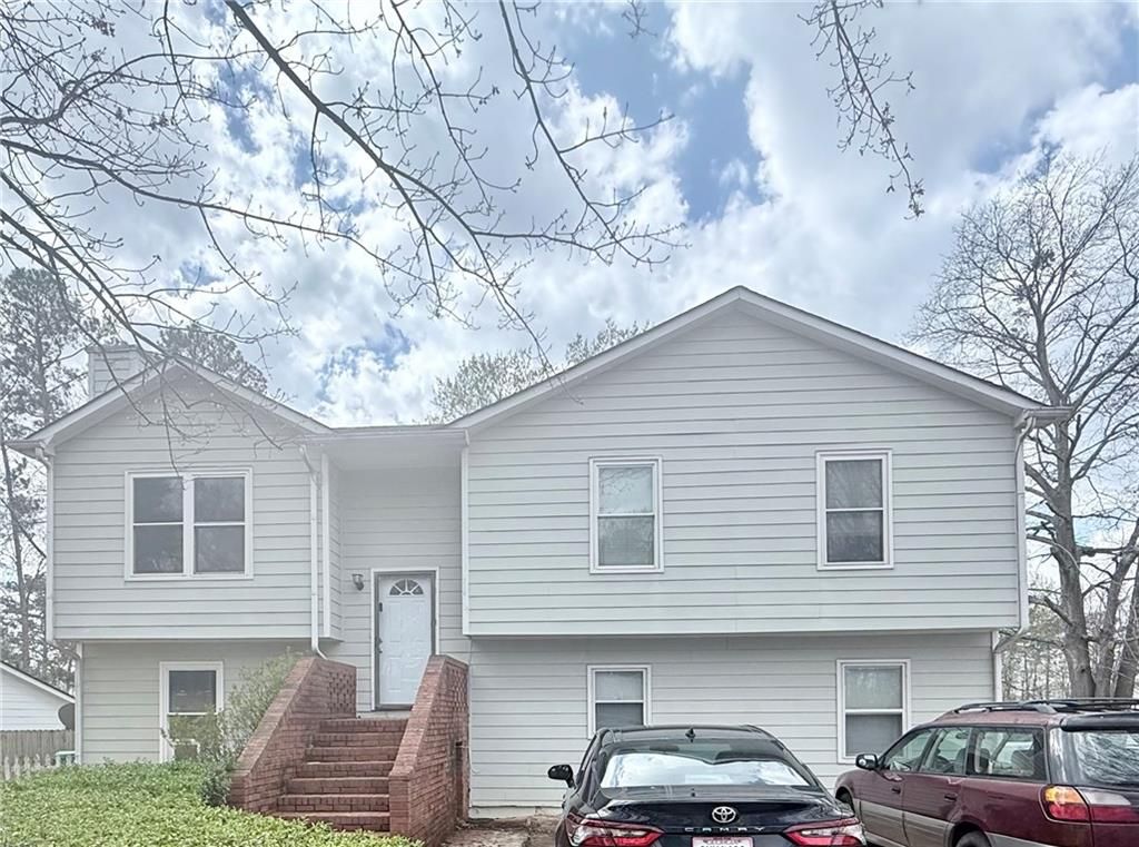 2061 Marshes Glenn Drive, Norcross, GA 30071