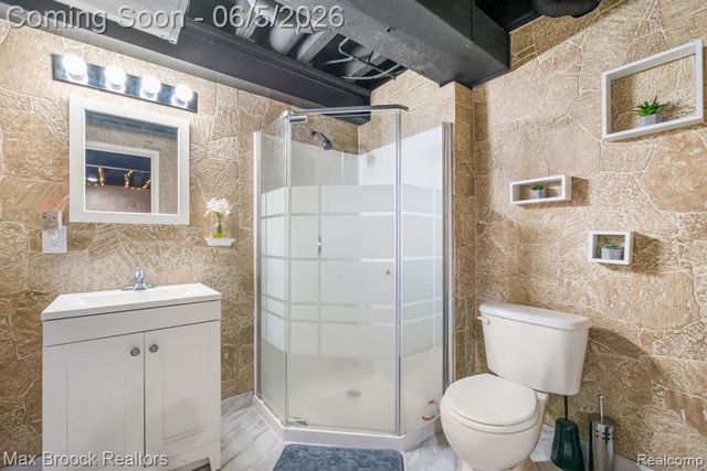 41222 Bermuda Drive, Sterling Heights, MI 48314