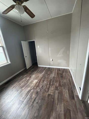 429 Adams Avenue, Peru, IN 46970