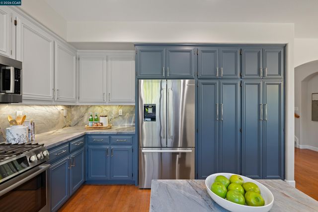 1166 S Chanterella Drive, San Ramon, CA 94582