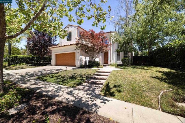1166 S Chanterella Drive, San Ramon, CA 94582