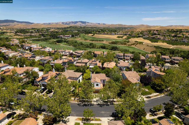 1166 S Chanterella Drive, San Ramon, CA 94582