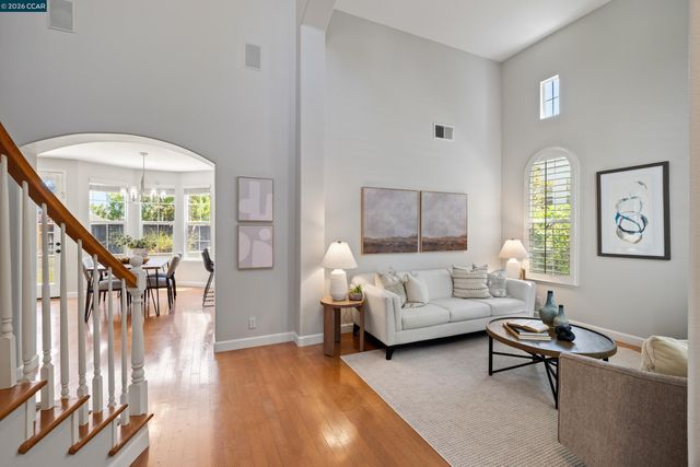 1166 S Chanterella Drive, San Ramon, CA 94582