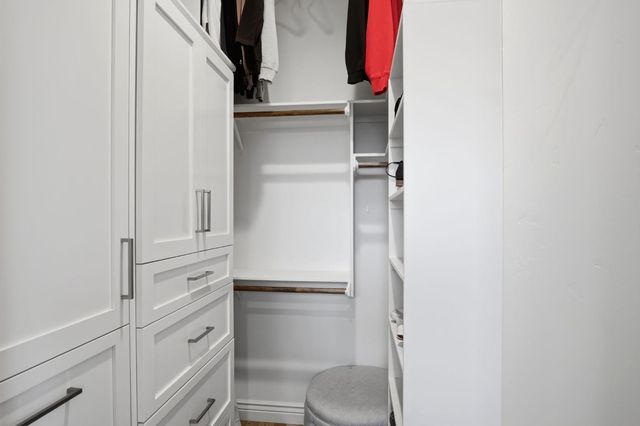 10407 Fox Borough Dr, Oakdale, CA 95361