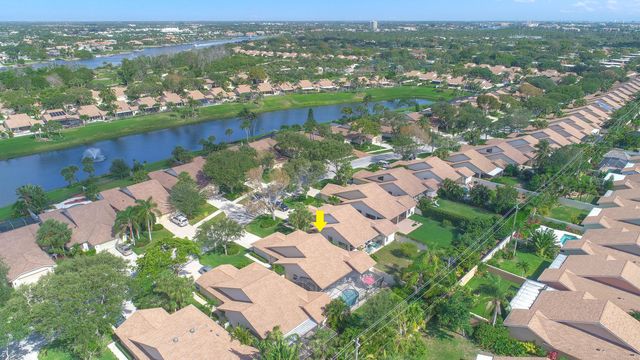 211 E River Park Drive, Jupiter, FL 33477