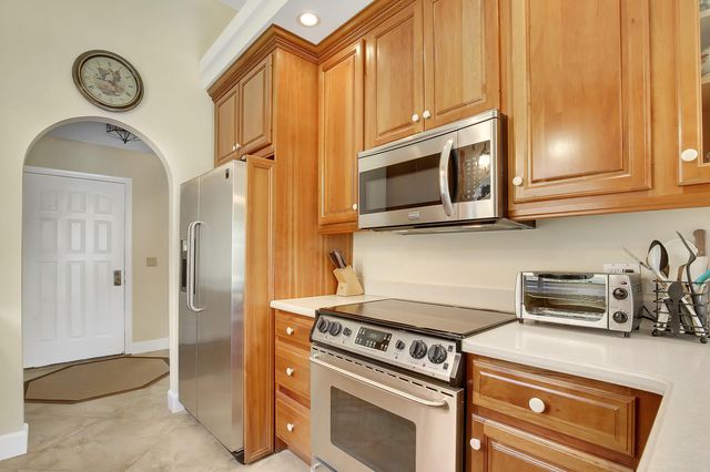 211 E River Park Drive, Jupiter, FL 33477