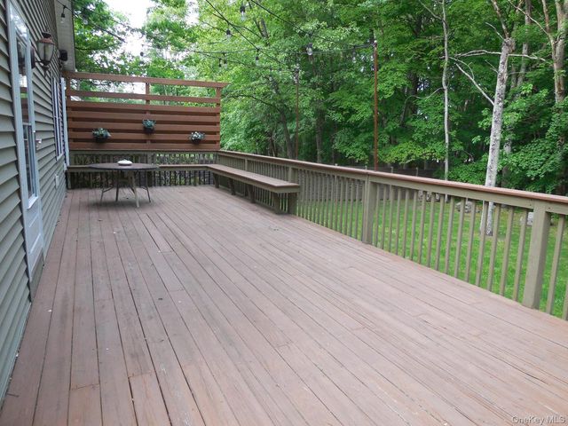609 Red Hill Road, Wurtsboro, NY 12790