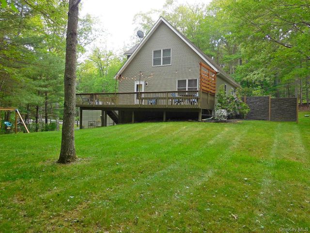 609 Red Hill Road, Wurtsboro, NY 12790