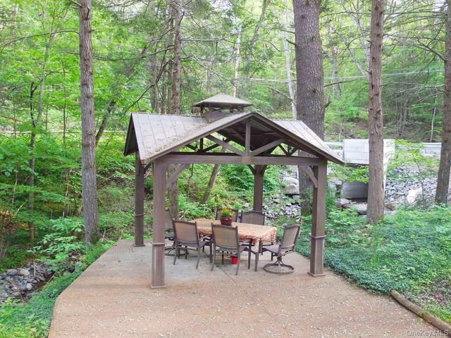 609 Red Hill Road, Wurtsboro, NY 12790