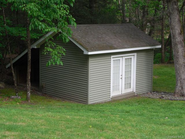 609 Red Hill Road, Wurtsboro, NY 12790