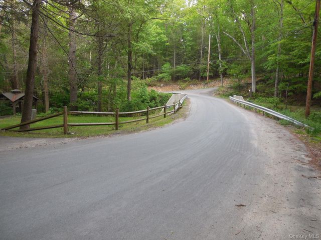 609 Red Hill Road, Wurtsboro, NY 12790