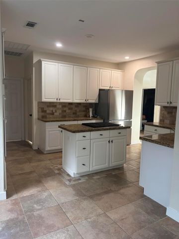 22 E Sterling Pond Circle, Spring, TX 77382