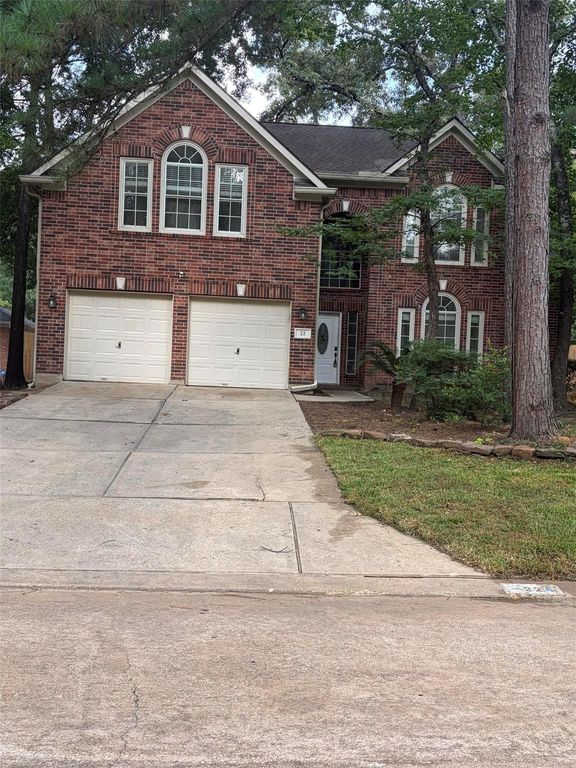 22 E Sterling Pond Circle, Spring, TX 77382
