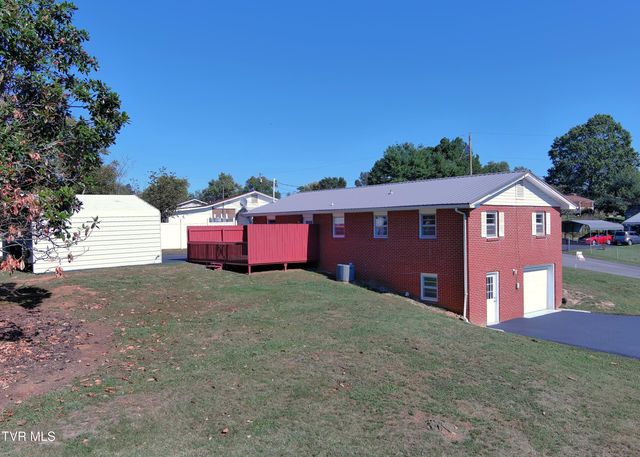 128 Valley Drive, Jonesborough, TN 37659