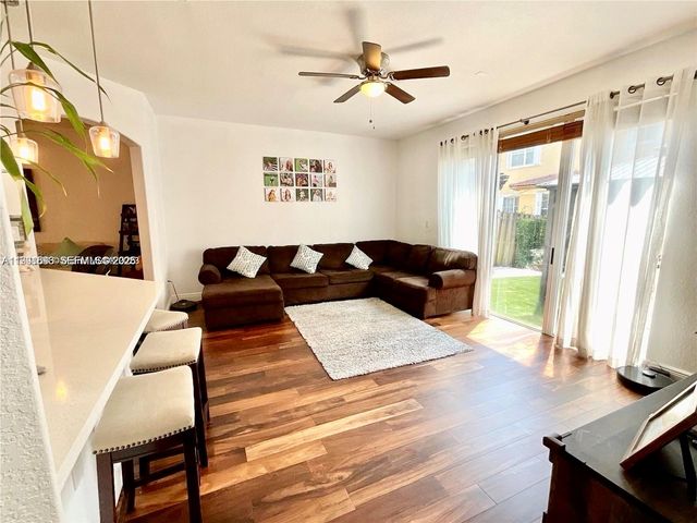 7472 NW 112th Path, Doral, FL 33178