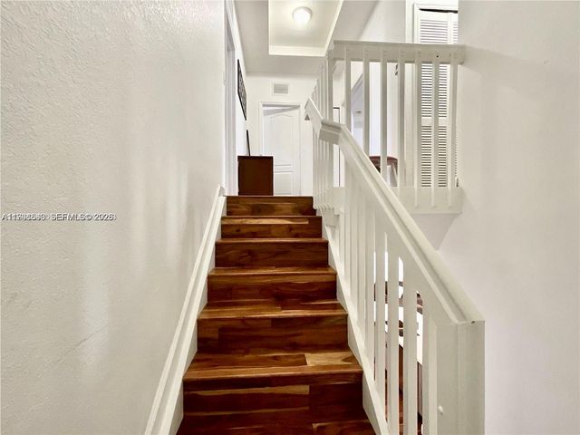 7472 NW 112th Path, Doral, FL 33178