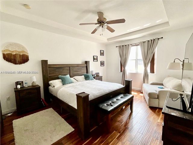 7472 NW 112th Path, Doral, FL 33178