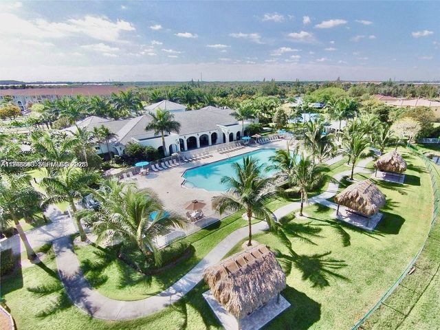 7472 NW 112th Path, Doral, FL 33178