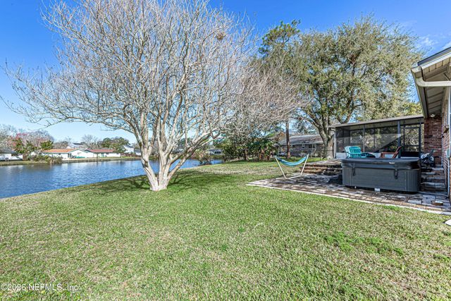 3320 AMERICA Avenue, Jacksonville Beach, FL 32250