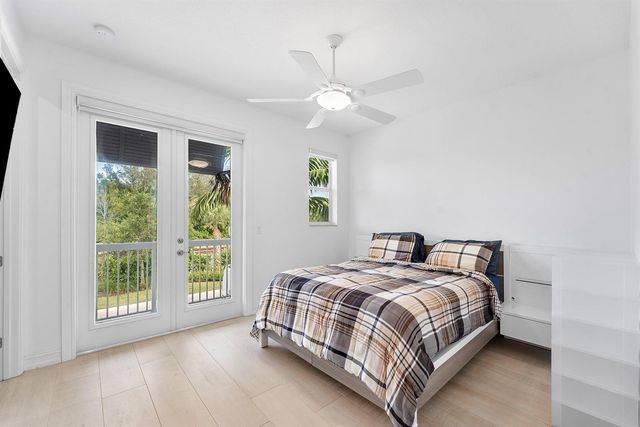 100 NW 69th Circle 52, Boca Raton, FL 33487