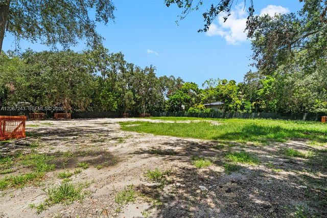 6285 SW 98th Street, Pinecrest, FL 33156
