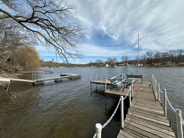 10488 N East Riverview Drive, Edgerton, WI 53534