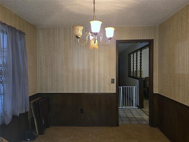 15109 Ken Road, Oklahoma City, OK 73165